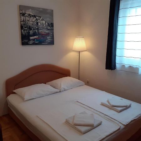 Apartment Conty On The Ground Floor Malinska Extérieur photo