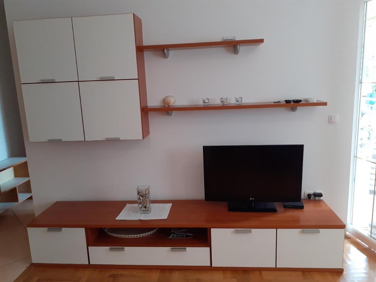 Apartment Conty On The Ground Floor Malinska Extérieur photo