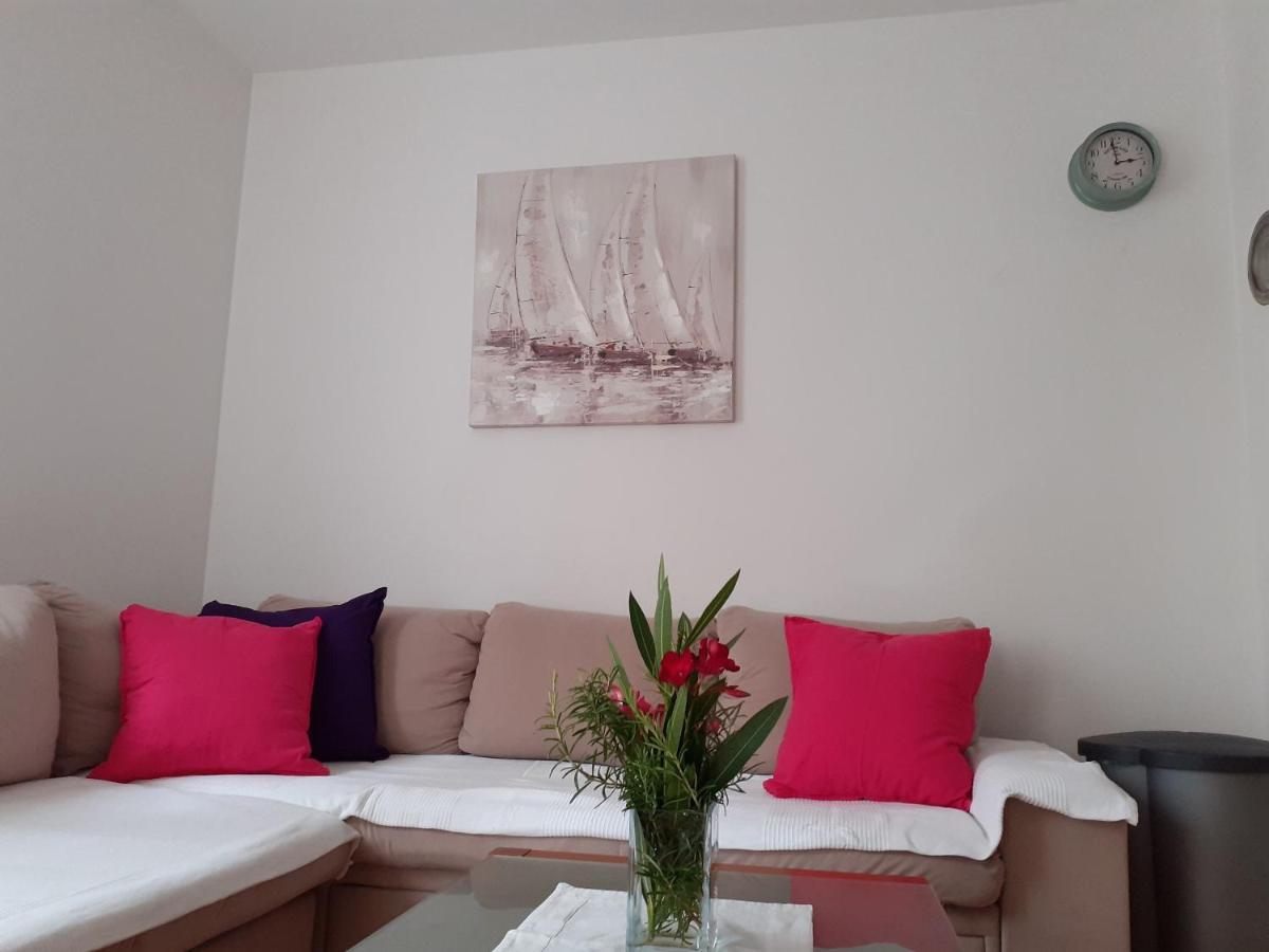 Apartment Conty On The Ground Floor Malinska Extérieur photo