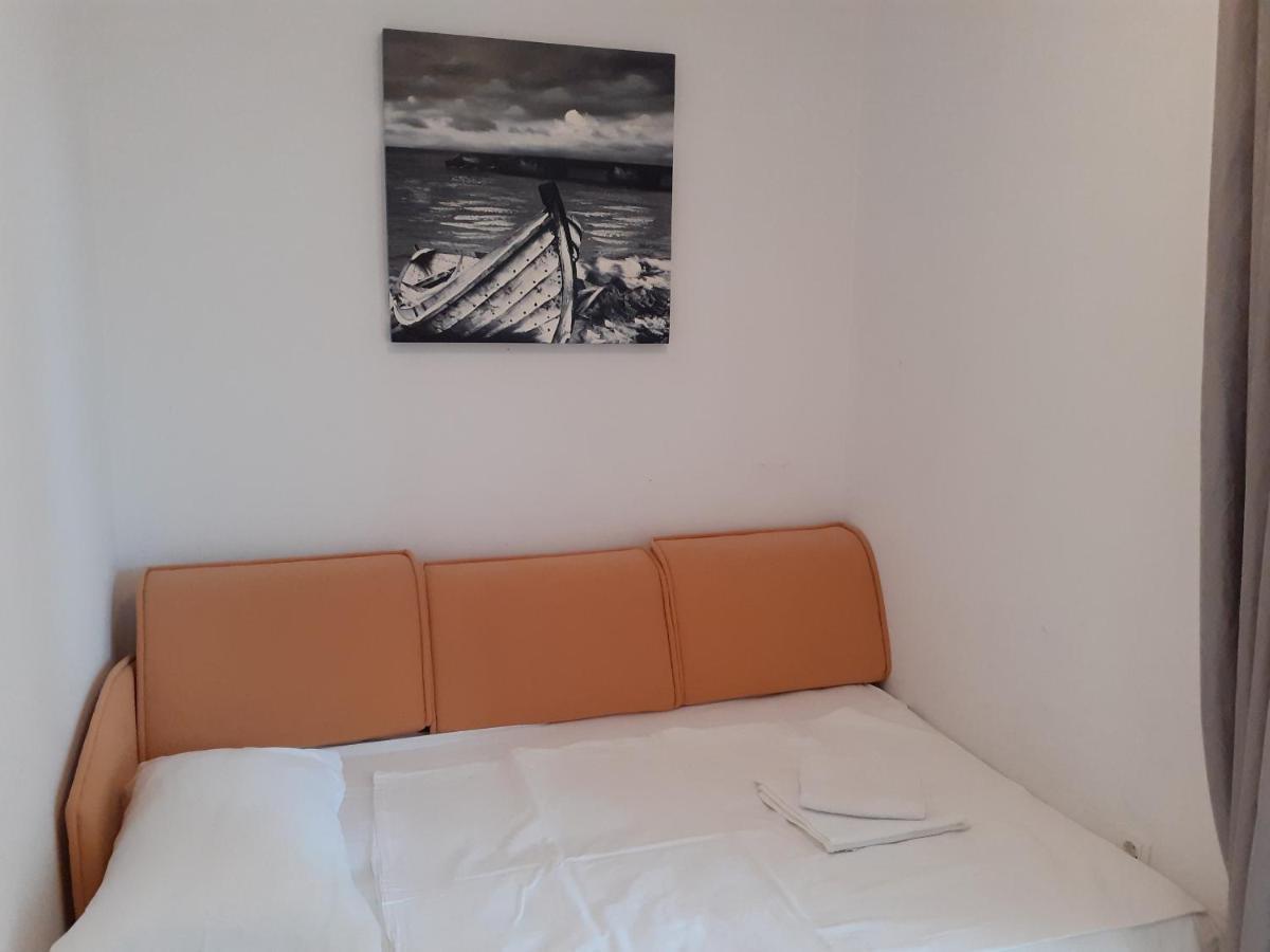 Apartment Conty On The Ground Floor Malinska Extérieur photo