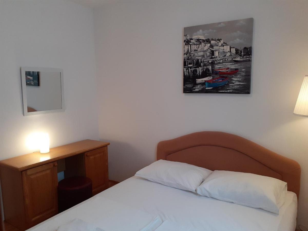 Apartment Conty On The Ground Floor Malinska Extérieur photo